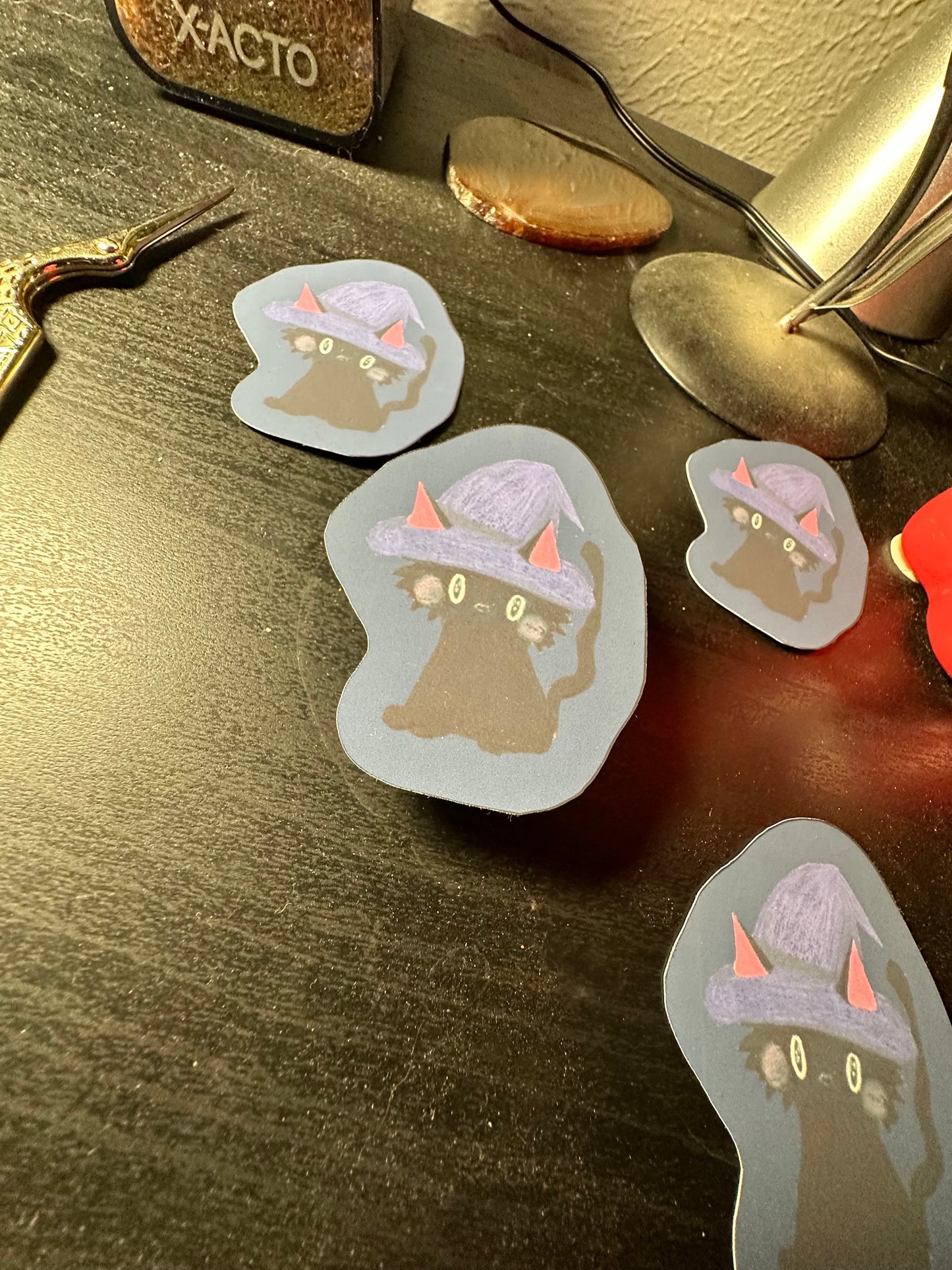 Thackeray Binx 3.0 Sticker
